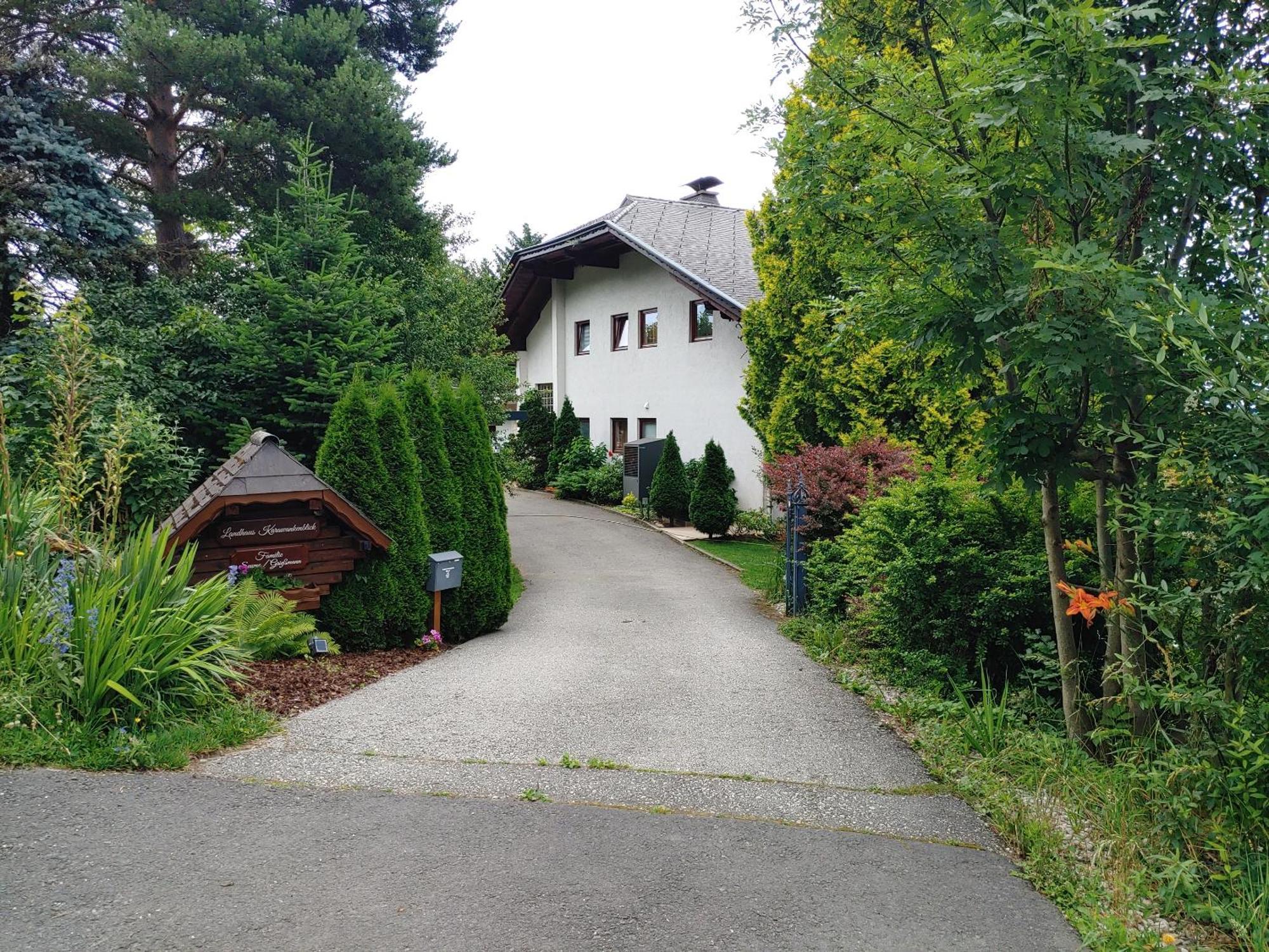 Landhaus Karawankenblick Himmelberg Exterior foto